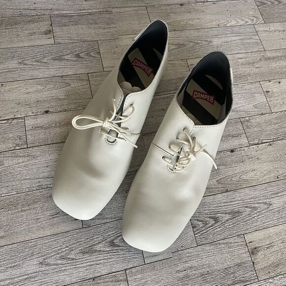 Camper Casi Myra Oxford Flats Lace Up White Scallop Edges Women's 39 US 8.5 - Picture 2 of 9